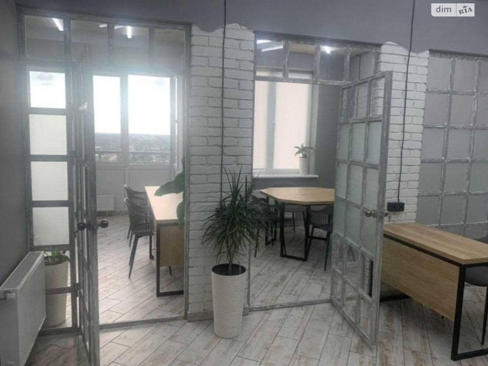 Офисное помещение на 37.4 кв.м. в Одессе фото 1
