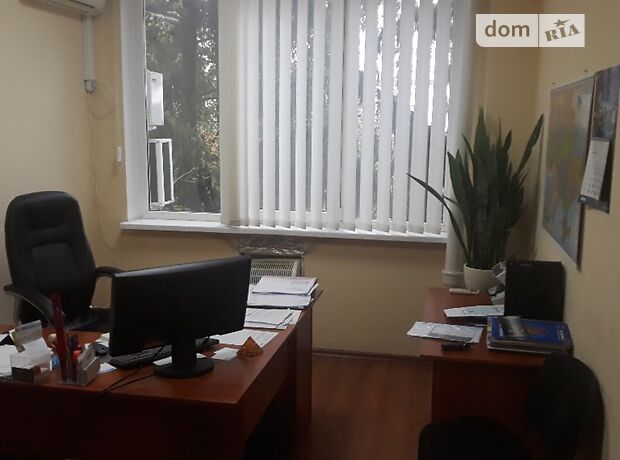Офисное помещение на 465 кв.м. в бизнес-центре в Полтаве фото 1 Офисное помещение на 465 кв.м. в бизнес-центре в Полтаве фото 1