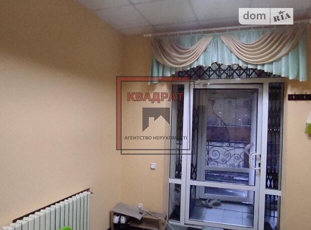 Офисное помещение на 82 кв.м. в бизнес-центре в Полтаве фото 1 Офисное помещение на 82 кв.м. в бизнес-центре в Полтаве фото 1