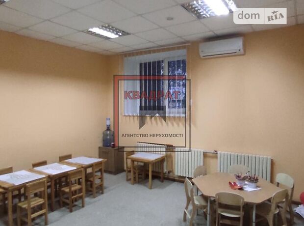 Офисное помещение на 82 кв.м. в бизнес-центре в Полтаве фото 1 Офисное помещение на 82 кв.м. в бизнес-центре в Полтаве фото 1