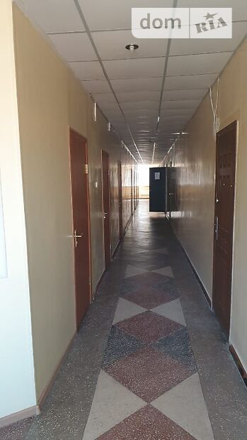 Офисное помещение на 88.4 кв.м. в административном здании в Полтаве фото 1 Офисное помещение на 88.4 кв.м. в административном здании в Полтаве фото 1
