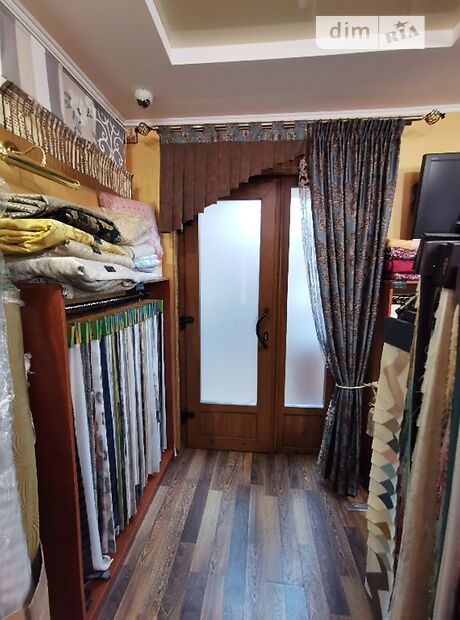 Офісне приміщення на 80 кв.м. в Полтаві фото 1 Офісне приміщення на 80 кв.м. в Полтаві фото 1