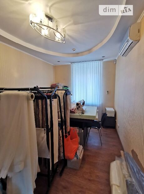 Офісне приміщення на 80 кв.м. в Полтаві фото 1 Офісне приміщення на 80 кв.м. в Полтаві фото 1