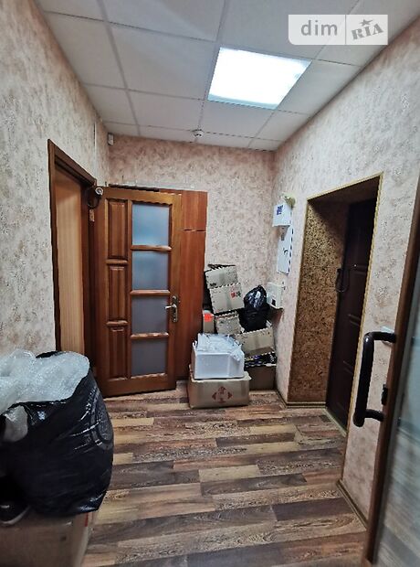 Офісне приміщення на 80 кв.м. в Полтаві фото 1 Офісне приміщення на 80 кв.м. в Полтаві фото 1