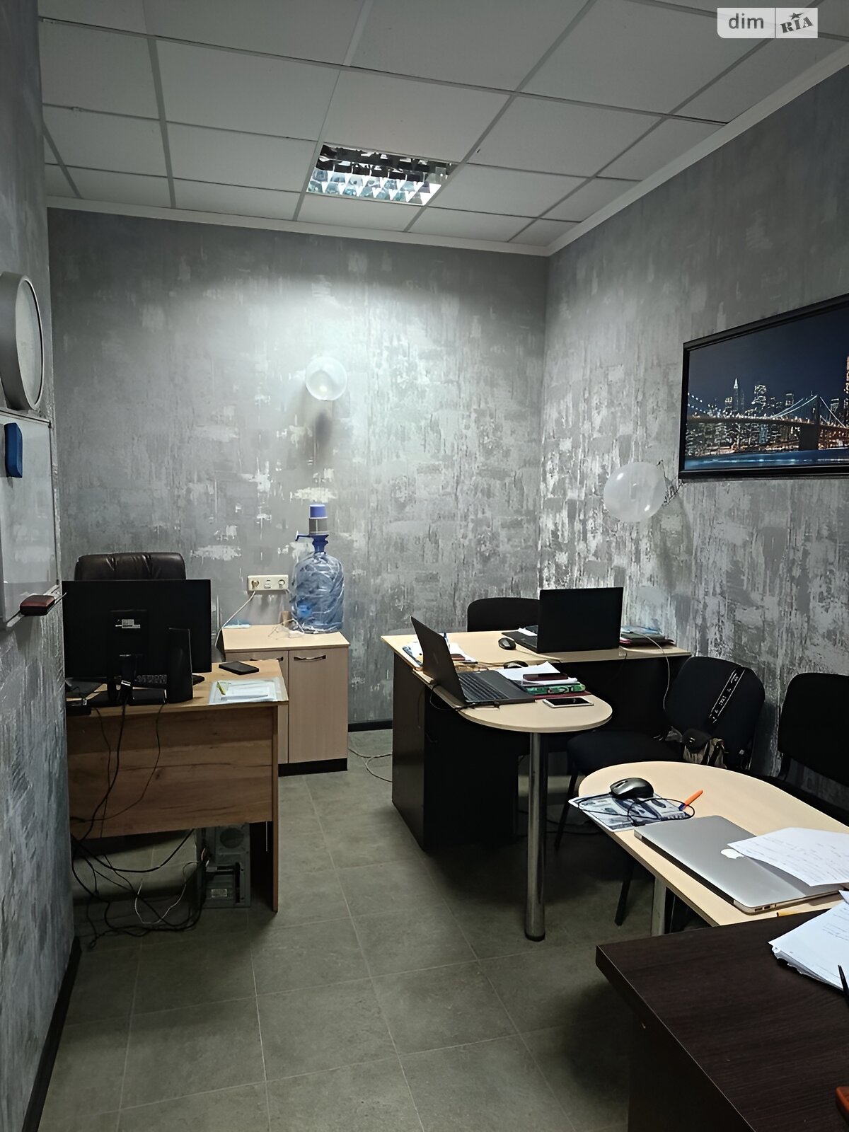 Офісне приміщення на 30 кв.м. в Полтаві фото 1 Офісне приміщення на 30 кв.м. в Полтаві фото 1