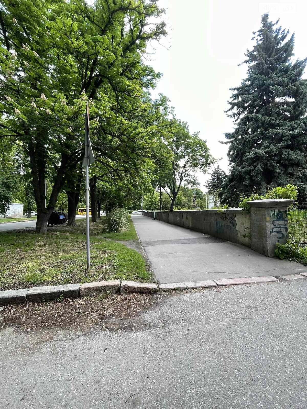 Офісне приміщення на 30 кв.м. в Полтаві фото 1 Офісне приміщення на 30 кв.м. в Полтаві фото 1