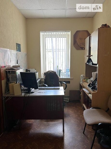Офисное помещение на 92 кв.м. в административном здании в Полтаве фото 1 Офисное помещение на 92 кв.м. в административном здании в Полтаве фото 1