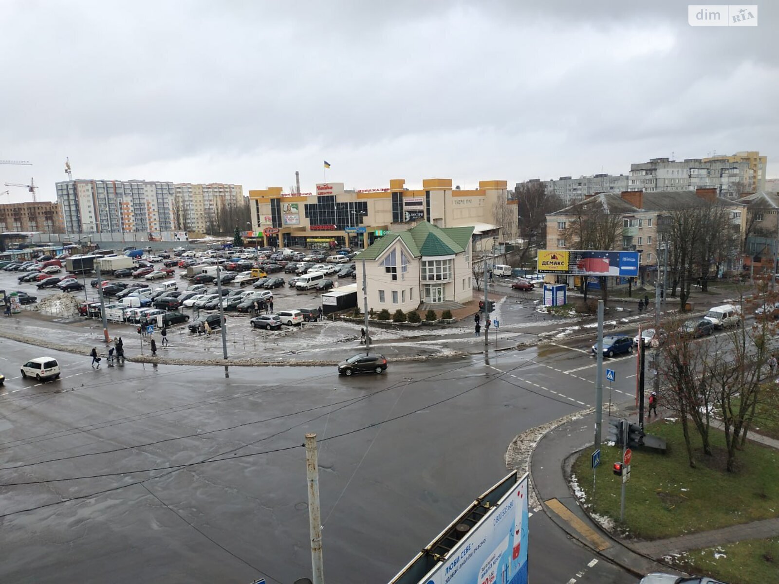 Офісне приміщення на 420 кв.м. в Рівному фото 1 Офісне приміщення на 420 кв.м. в Рівному фото 1