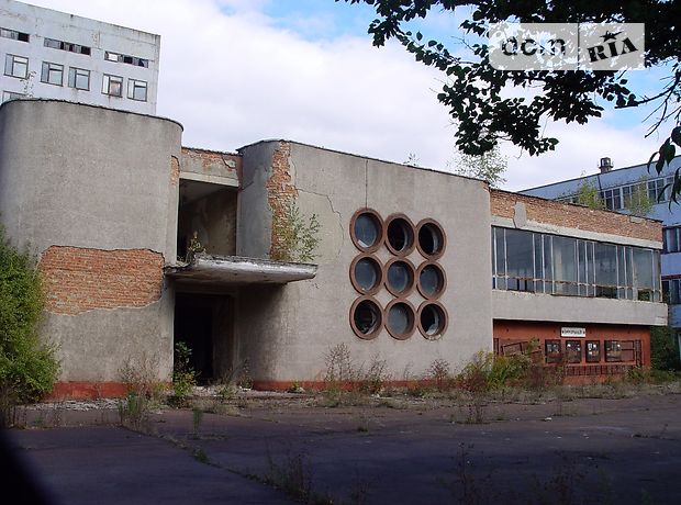 Офисное помещение на 2000 кв.м. в бизнес-центре в Ровно фото 1 Офисное помещение на 2000 кв.м. в бизнес-центре в Ровно фото 1