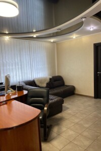 Офісне приміщення на 69.9 кв.м. в Рівному фото 2