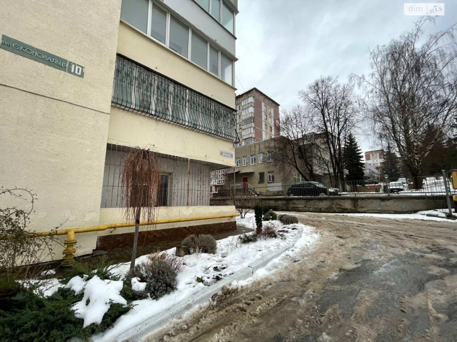 Офисное помещение на 90.3 кв.м. в Тернополе фото 1