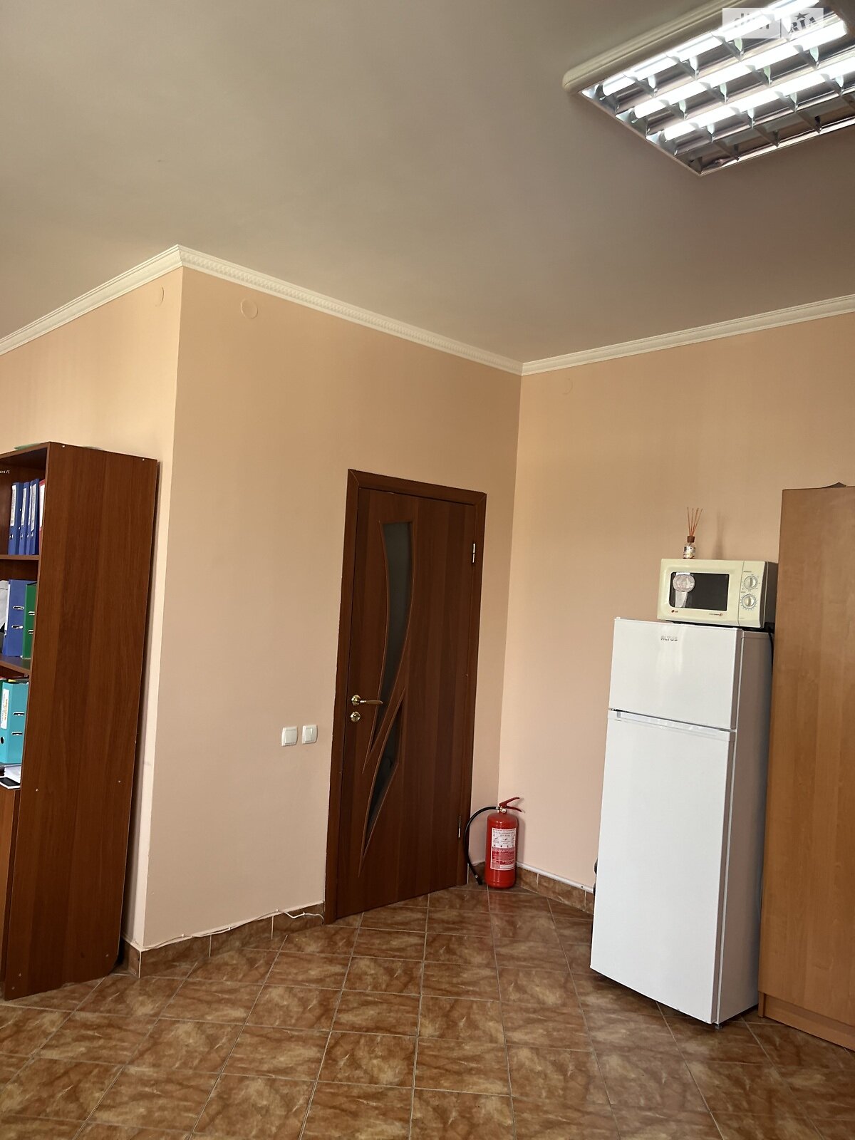 Офісне приміщення на 38 кв.м. в Тернополі фото 1 Офісне приміщення на 38 кв.м. в Тернополі фото 1