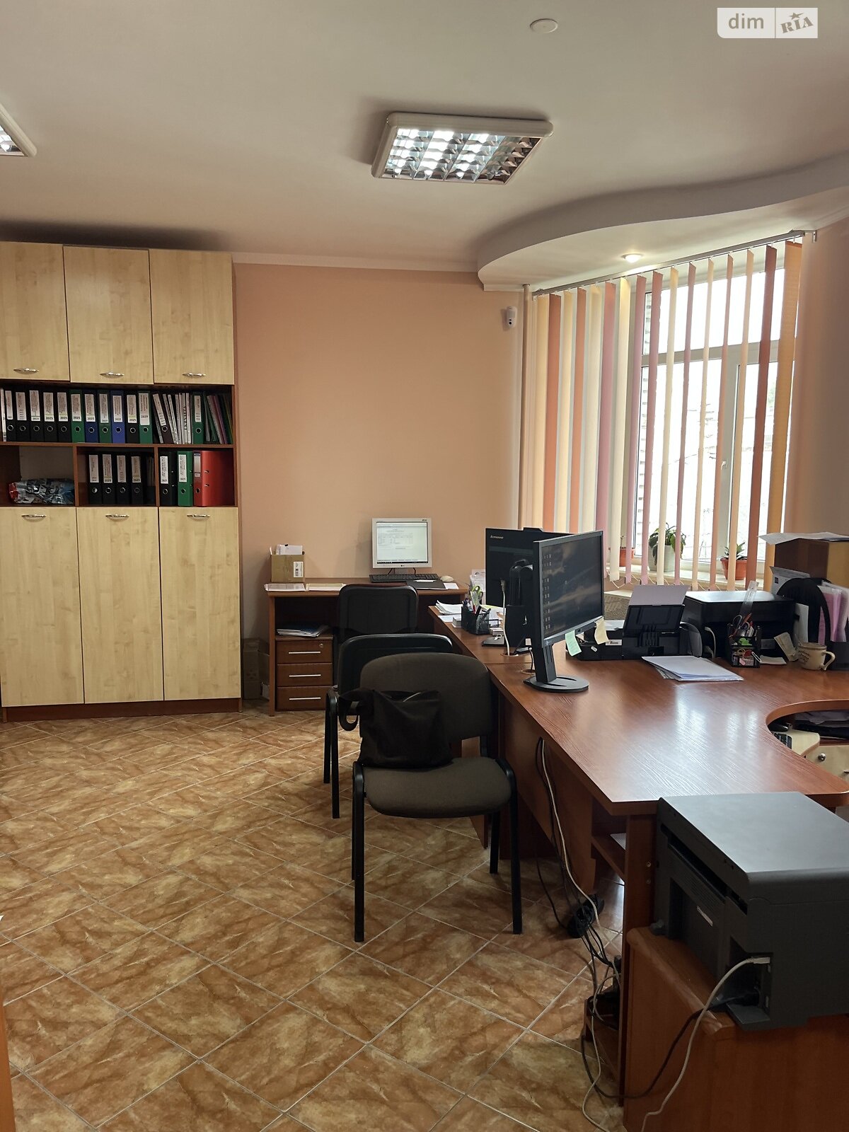 Офісне приміщення на 38 кв.м. в Тернополі фото 1 Офісне приміщення на 38 кв.м. в Тернополі фото 1