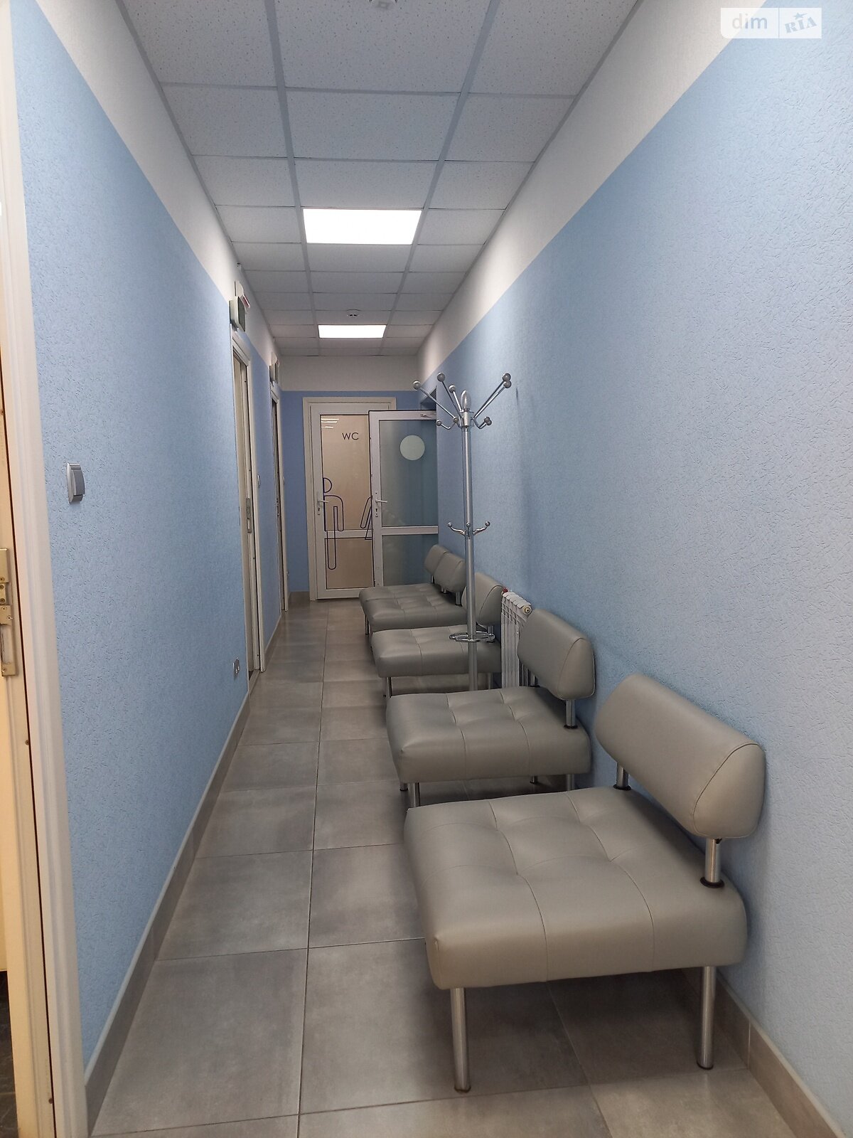 Офисное помещение на 215 кв.м. в Тернополе фото 1 Офисное помещение на 215 кв.м. в Тернополе фото 1