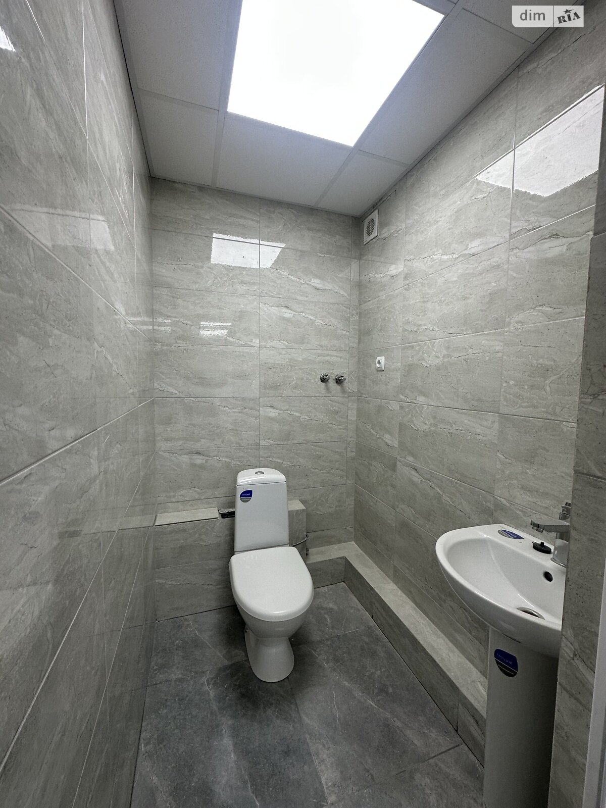 Офісне приміщення на 34.8 кв.м. в Тернополі фото 1 Офісне приміщення на 34.8 кв.м. в Тернополі фото 1