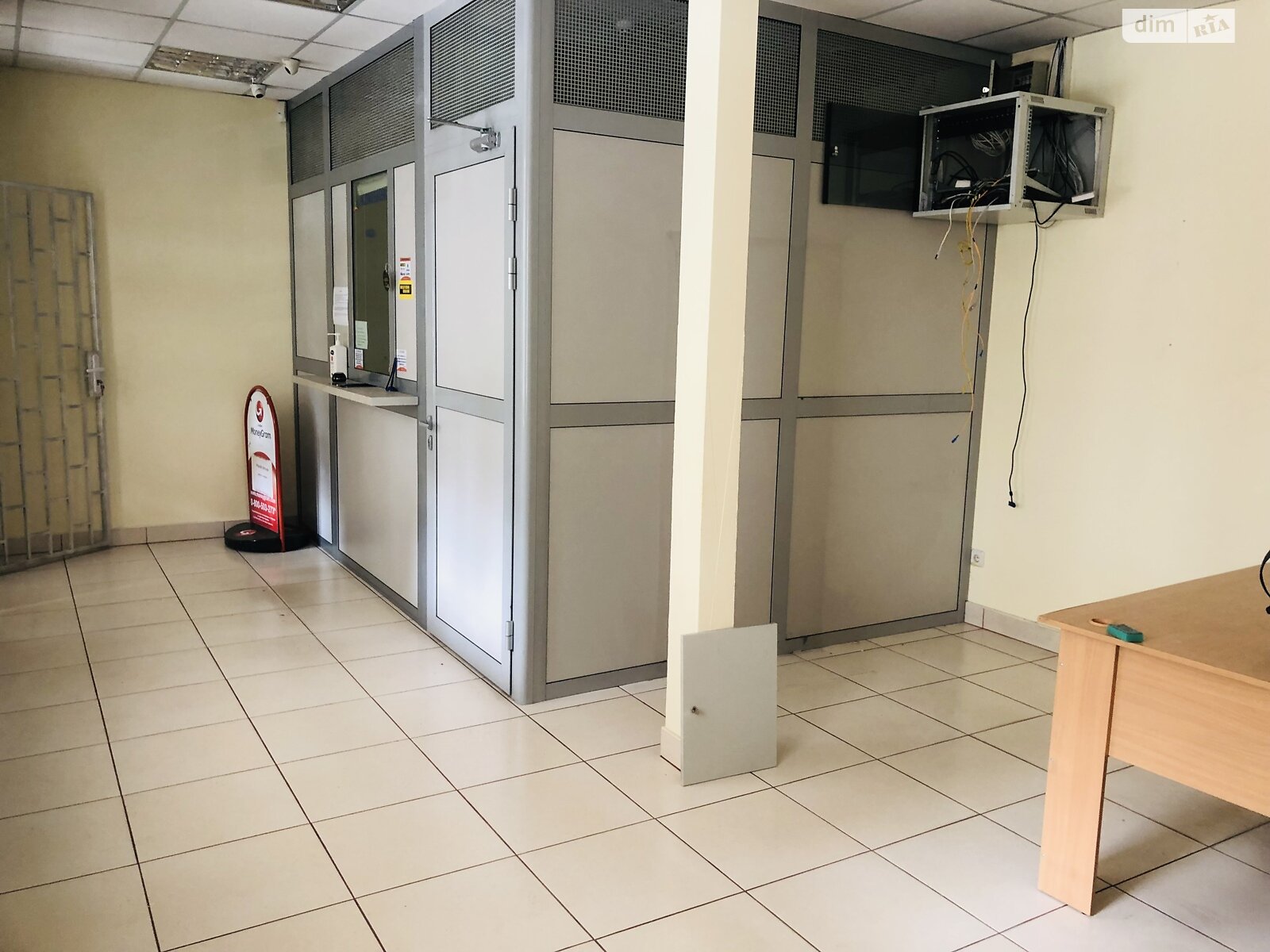 Офисное помещение на 88 кв.м. в Тернополе фото 1 Офисное помещение на 88 кв.м. в Тернополе фото 1