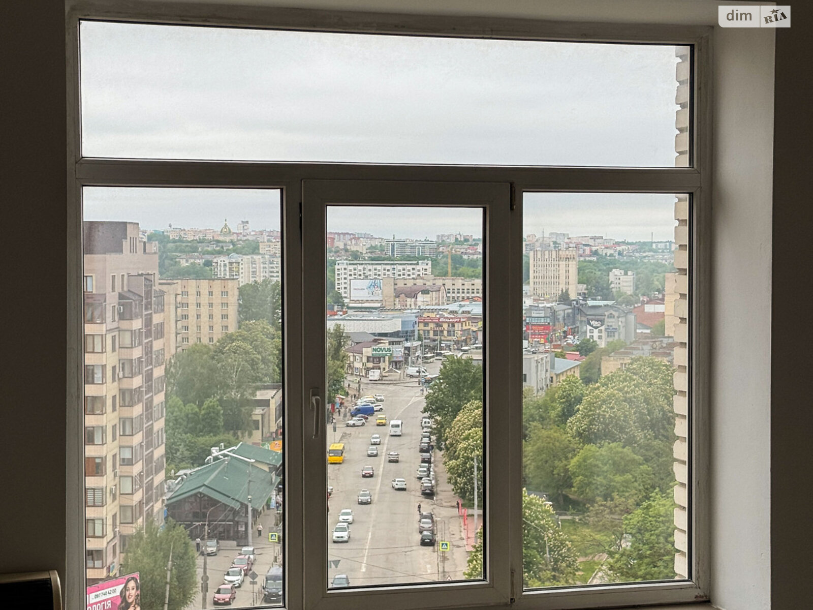 Офісне приміщення на 75 кв.м. в Тернополі фото 1 Офісне приміщення на 75 кв.м. в Тернополі фото 1
