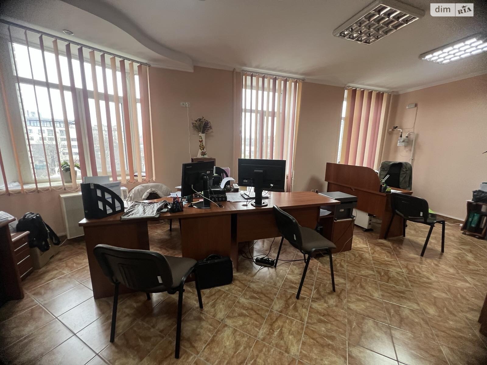 Офісне приміщення на 38.2 кв.м. в Тернополі фото 1
