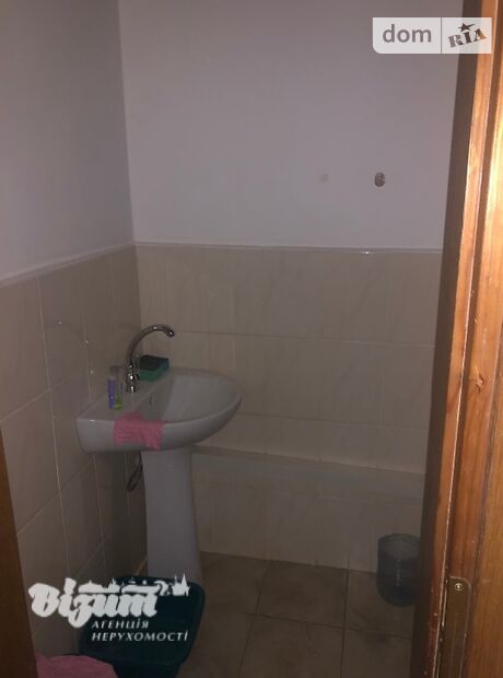 Офисное помещение на 45 кв.м. в административном здании в Тернополе фото 1 Офисное помещение на 45 кв.м. в административном здании в Тернополе фото 1