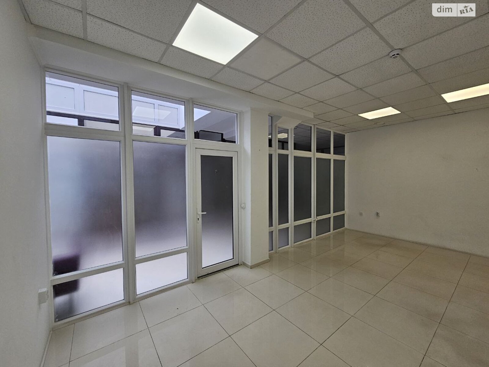 Офисное помещение на 420 кв.м. в Тернополе фото 1