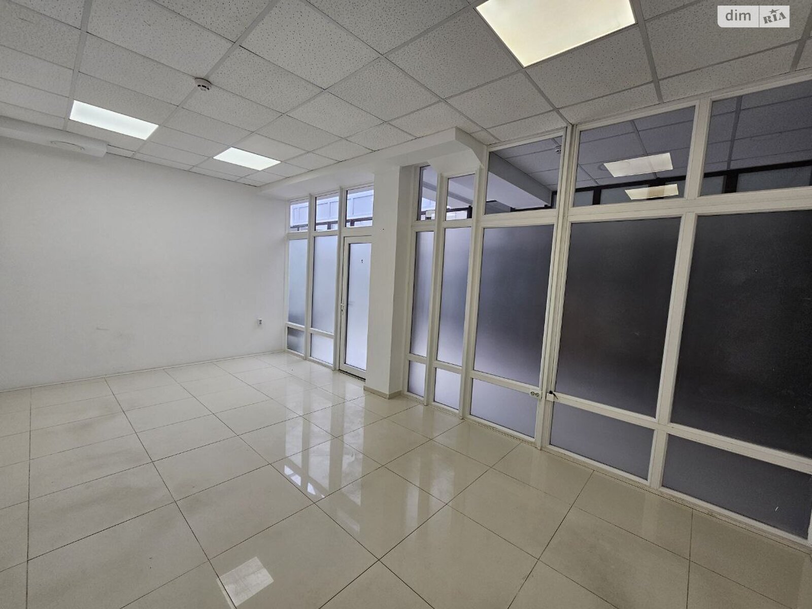 Офисное помещение на 420 кв.м. в Тернополе фото 1