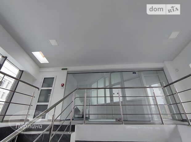 Офисное помещение на 108 кв.м. в бизнес-центре в Тернополе фото 1 Офисное помещение на 108 кв.м. в бизнес-центре в Тернополе фото 1