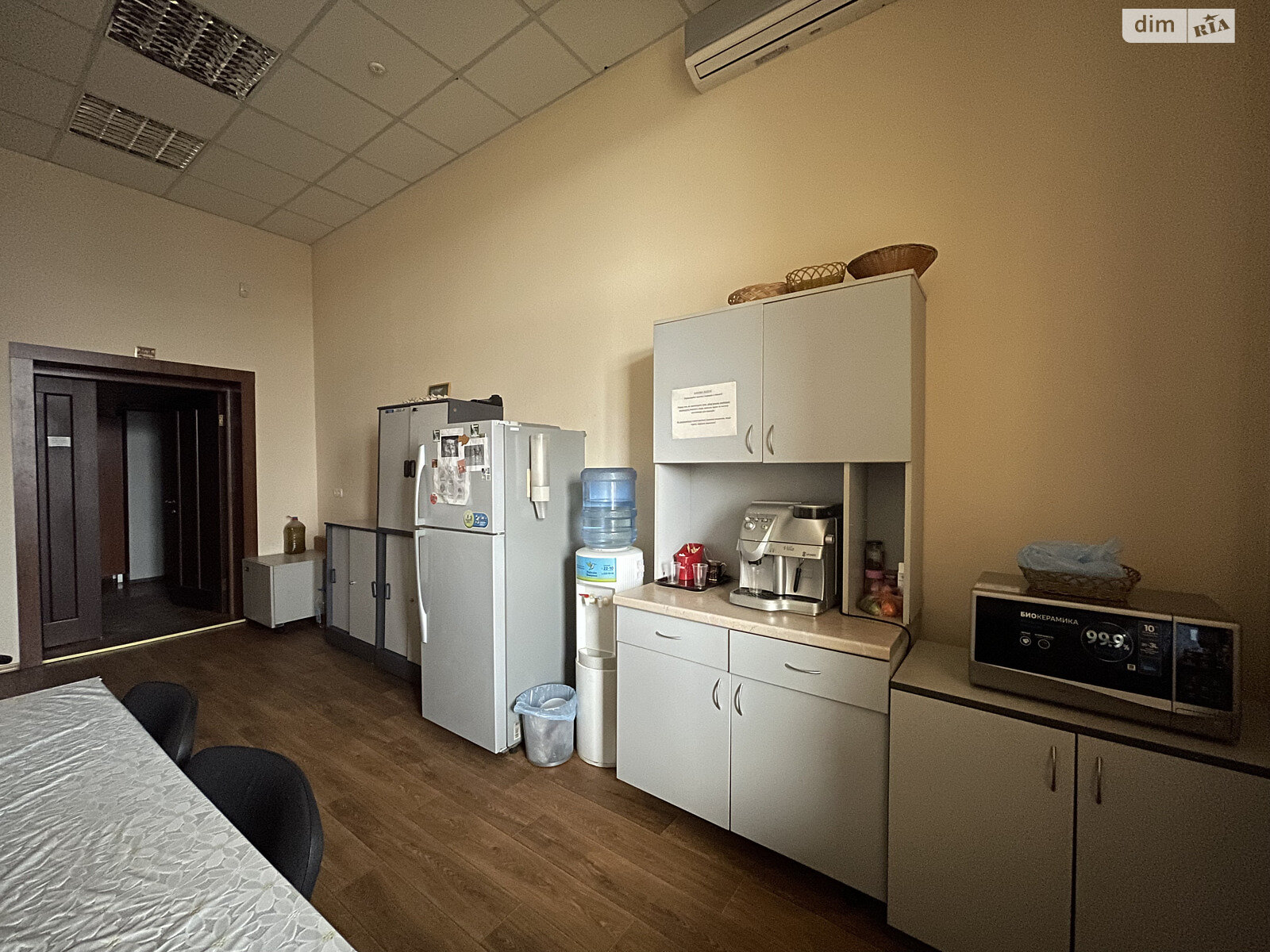 Офисное помещение на 520 кв.м. в Требухове фото 1 Офисное помещение на 520 кв.м. в Требухове фото 1