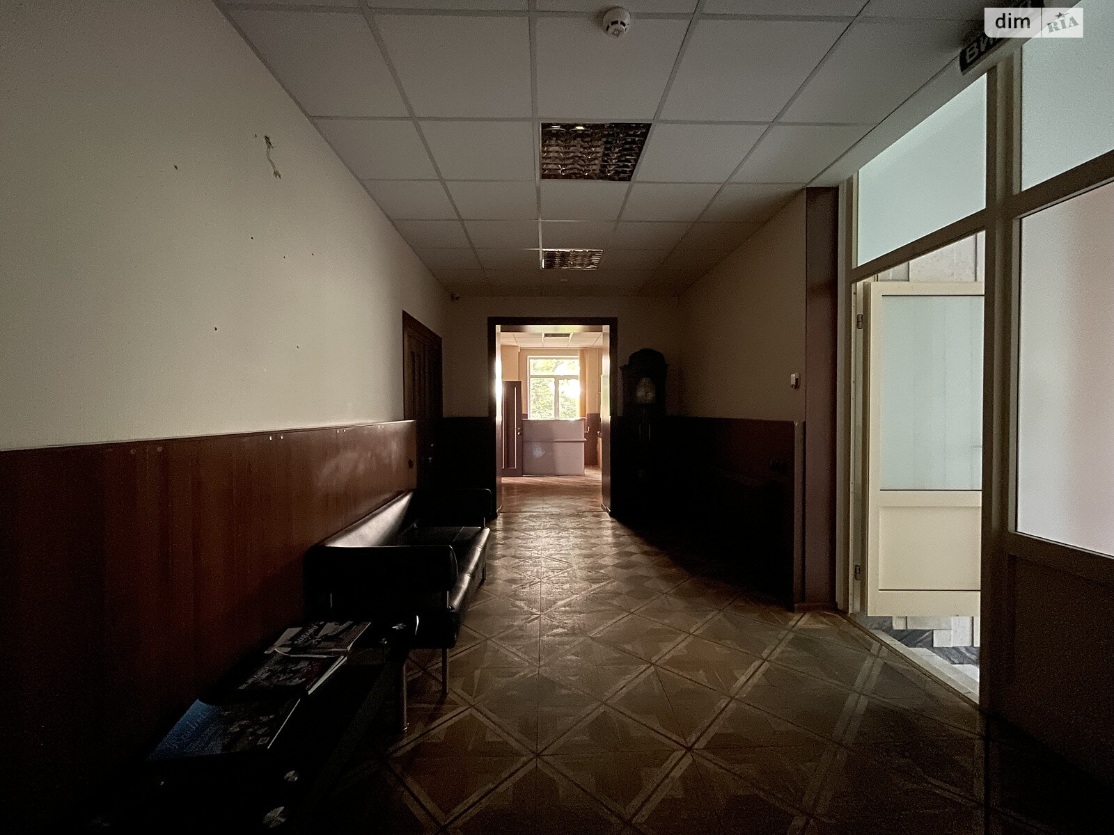 Офисное помещение на 520 кв.м. в Требухове фото 1 Офисное помещение на 520 кв.м. в Требухове фото 1