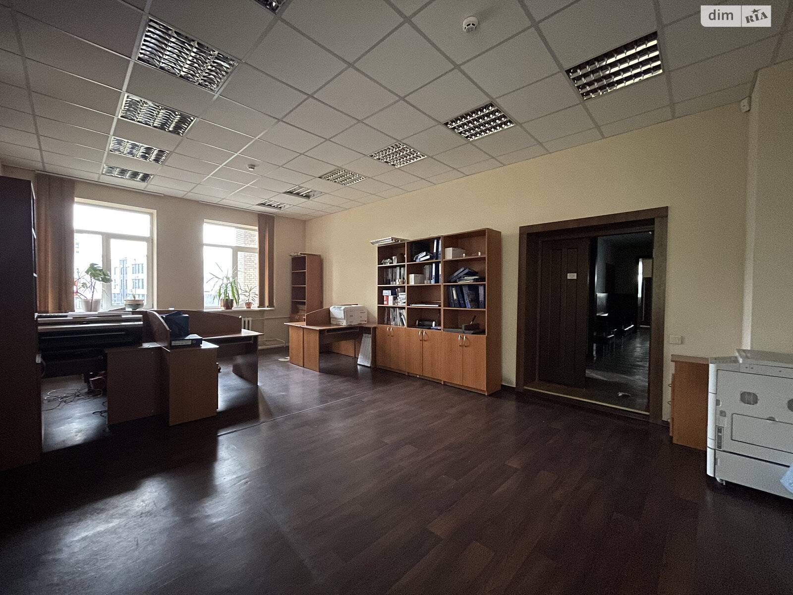 Офисное помещение на 520 кв.м. в Требухове фото 1 Офисное помещение на 520 кв.м. в Требухове фото 1