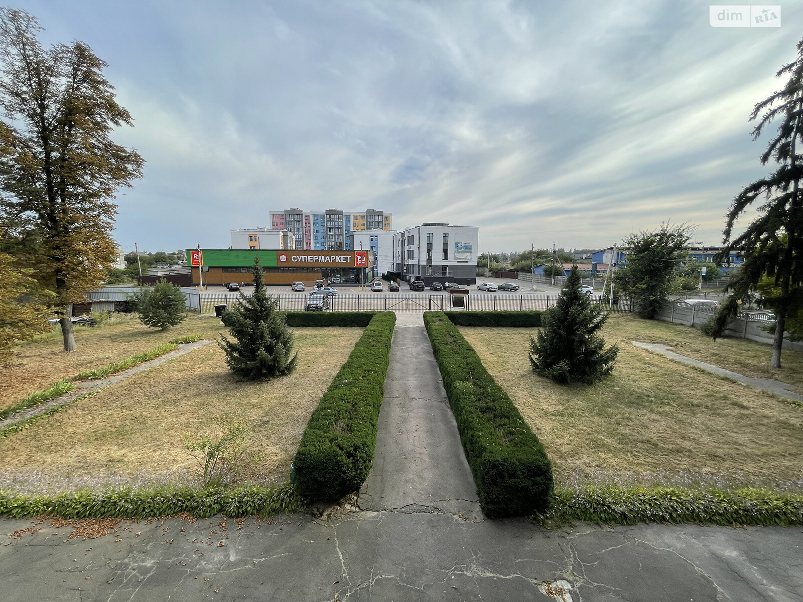 Офисное помещение на 520 кв.м. в Требухове фото 1 Офисное помещение на 520 кв.м. в Требухове фото 1
