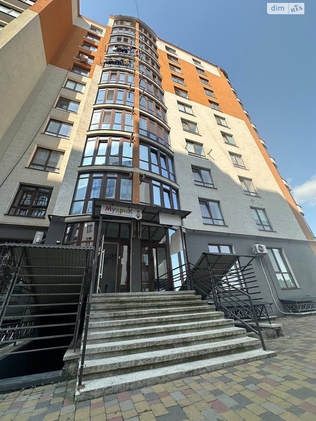 Офісне приміщення на 64.2 кв.м. в Угорниках фото 1