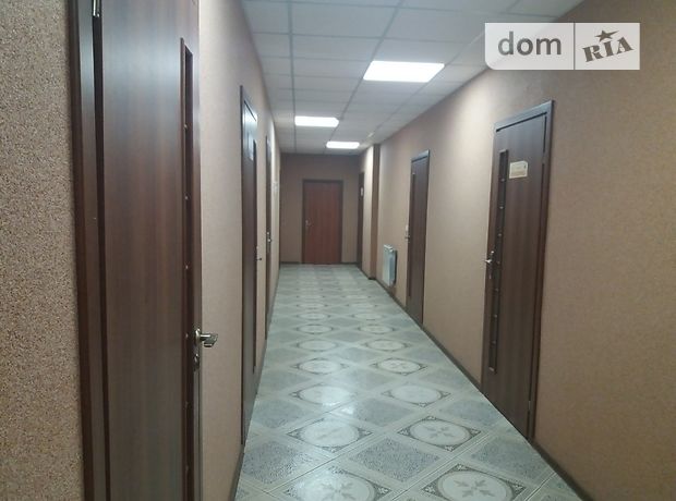 Офисное помещение на 243 кв.м. в торгово-офисном центре в Ужгороде фото 1 Офисное помещение на 243 кв.м. в торгово-офисном центре в Ужгороде фото 1