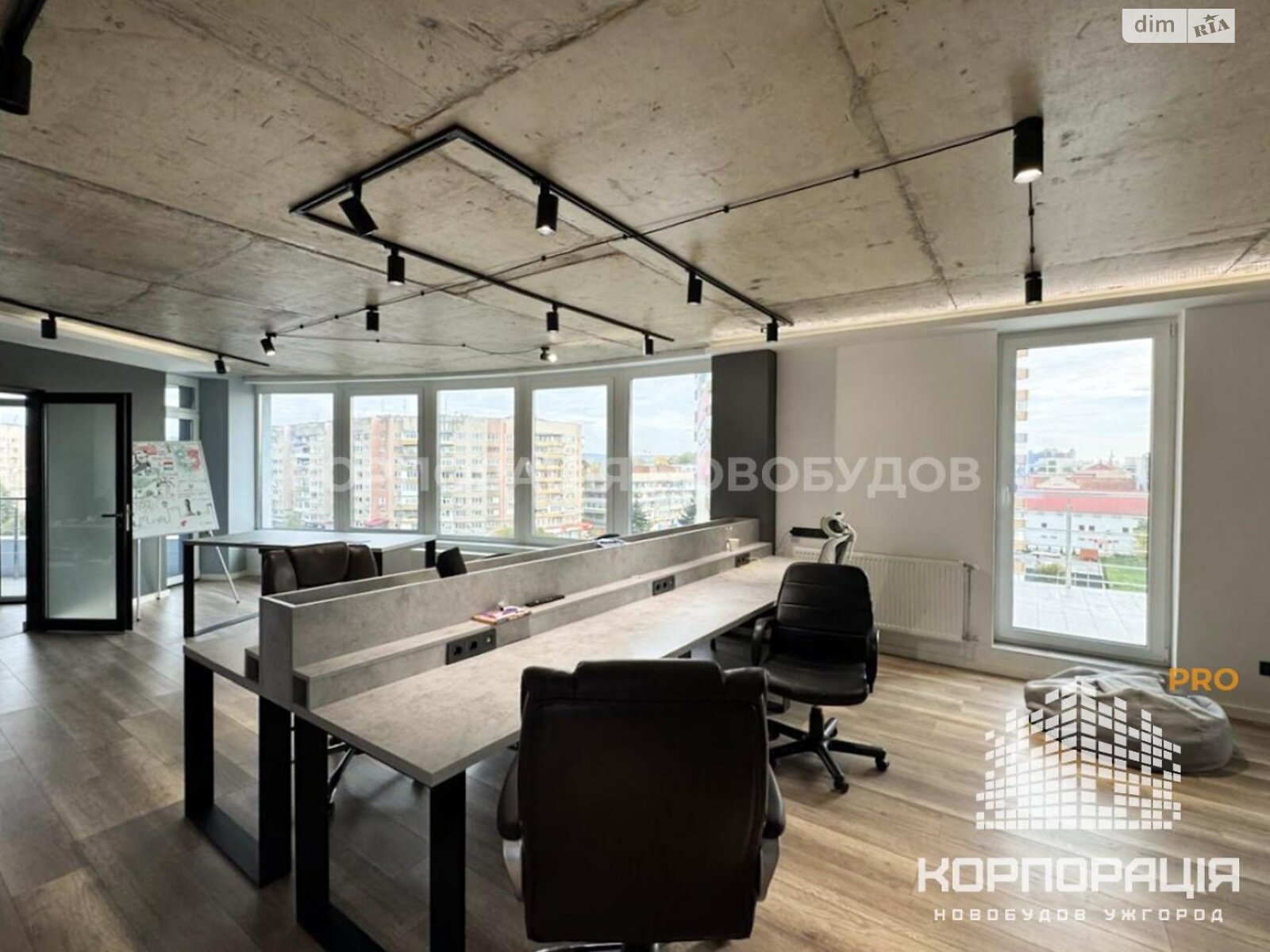 Офисное помещение на 130.7 кв.м. в Ужгороде фото 1 Офисное помещение на 130.7 кв.м. в Ужгороде фото 1