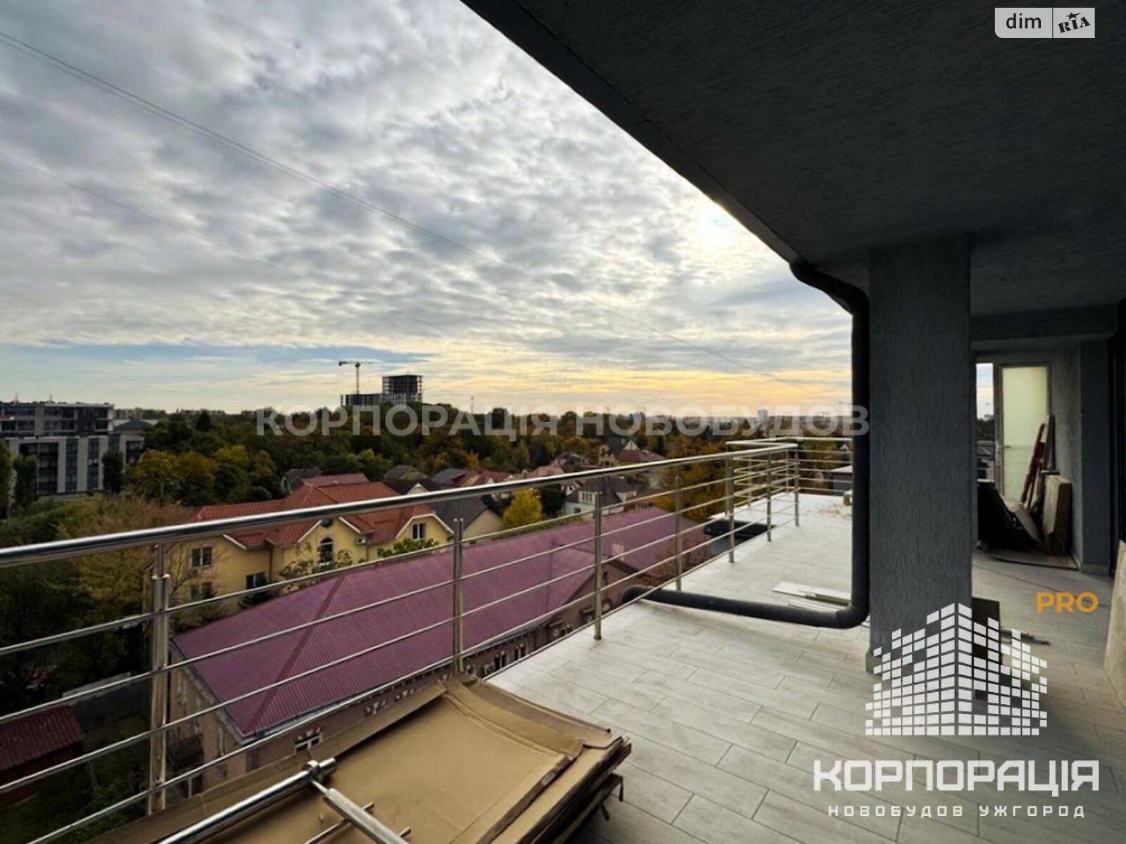 Офисное помещение на 130.7 кв.м. в Ужгороде фото 1 Офисное помещение на 130.7 кв.м. в Ужгороде фото 1