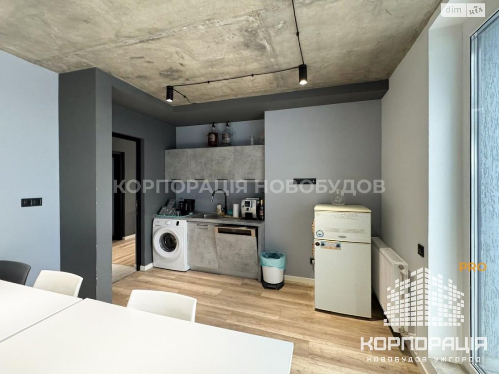 Офисное помещение на 130.7 кв.м. в Ужгороде фото 1 Офисное помещение на 130.7 кв.м. в Ужгороде фото 1