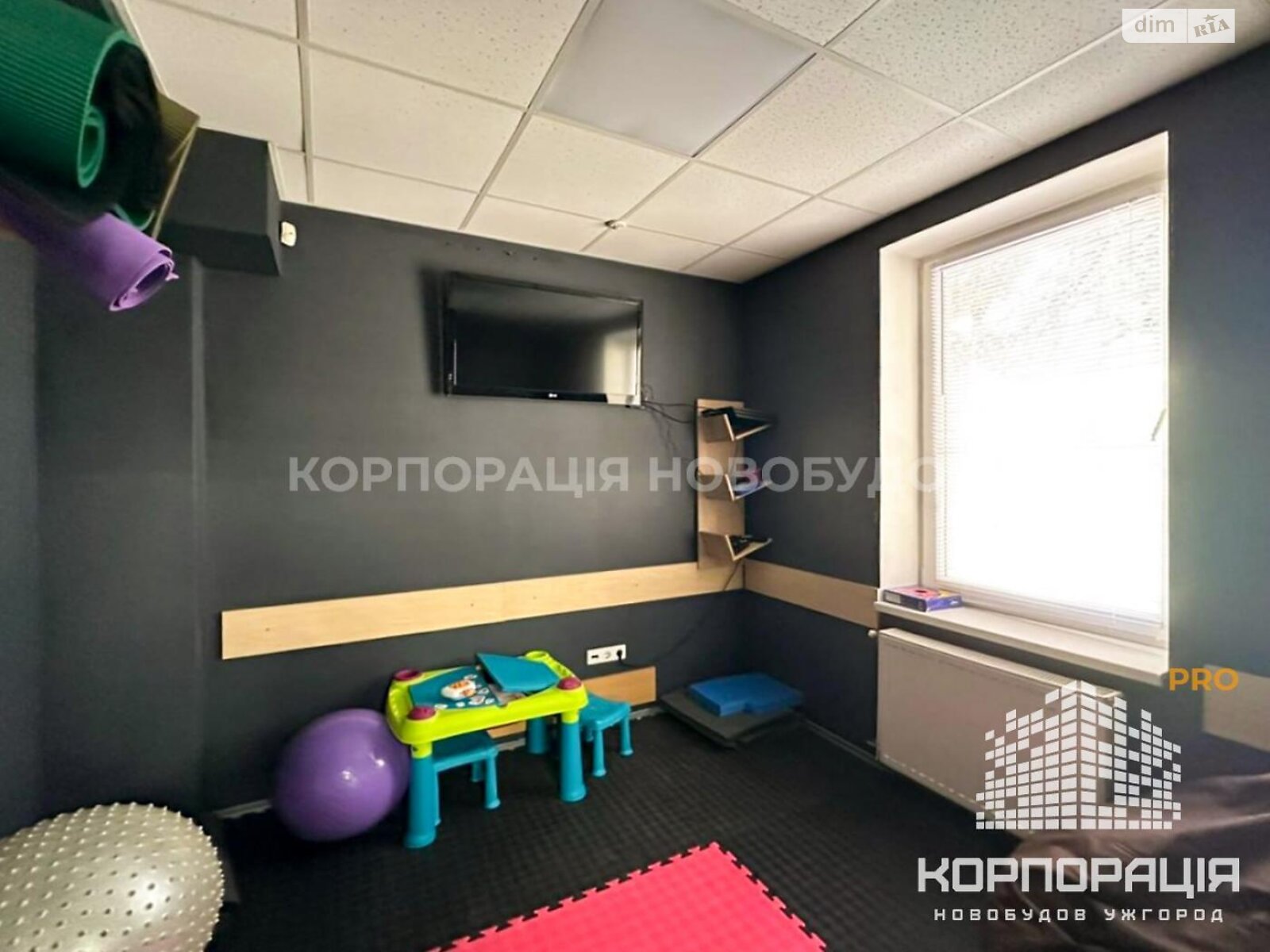 Офісне приміщення на 842 кв.м. в Ужгороді фото 1 Офісне приміщення на 842 кв.м. в Ужгороді фото 1
