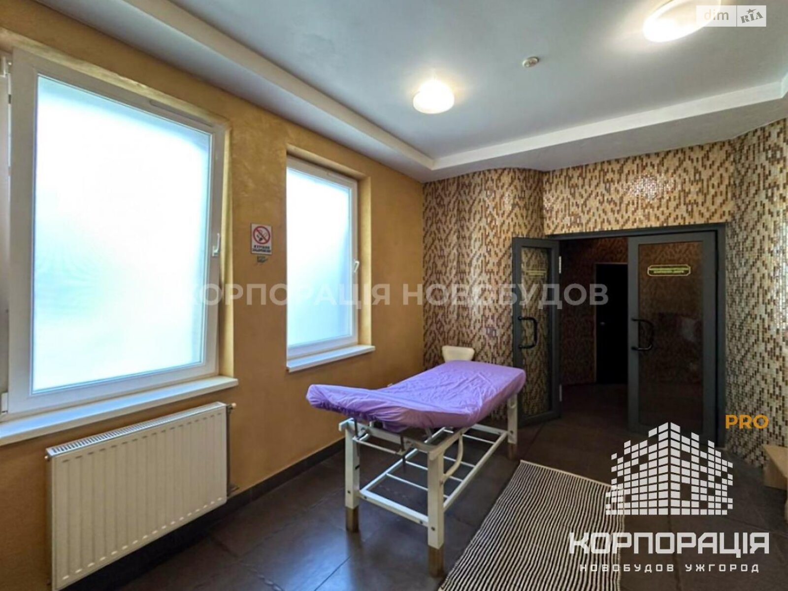 Офісне приміщення на 842 кв.м. в Ужгороді фото 1 Офісне приміщення на 842 кв.м. в Ужгороді фото 1