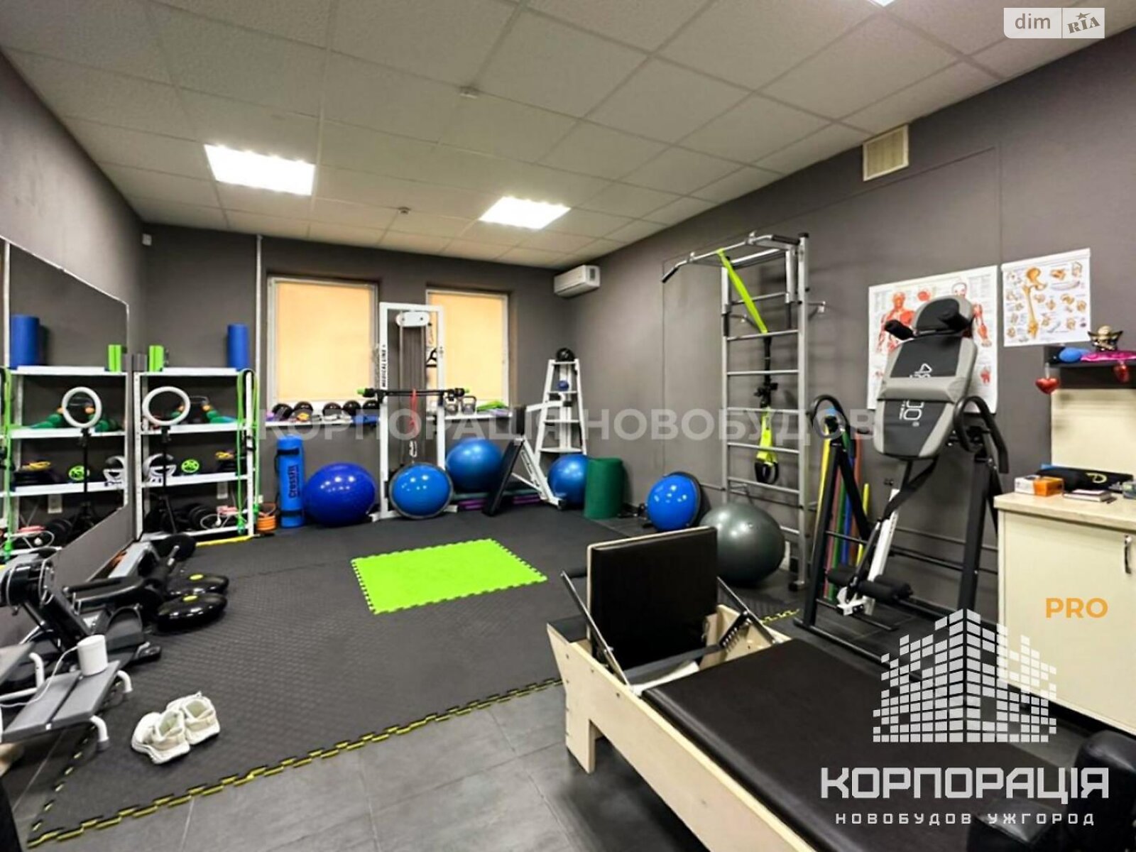 Офісне приміщення на 842 кв.м. в Ужгороді фото 1 Офісне приміщення на 842 кв.м. в Ужгороді фото 1