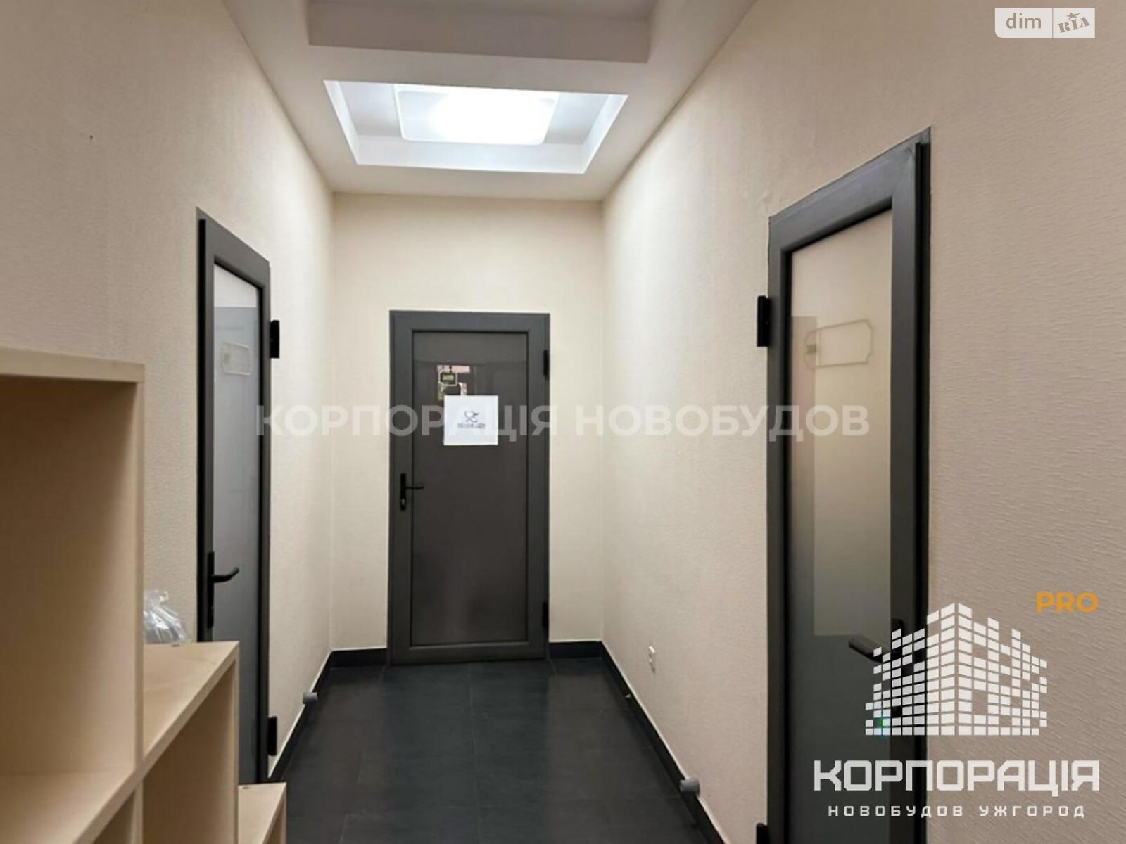 Офісне приміщення на 842 кв.м. в Ужгороді фото 1 Офісне приміщення на 842 кв.м. в Ужгороді фото 1