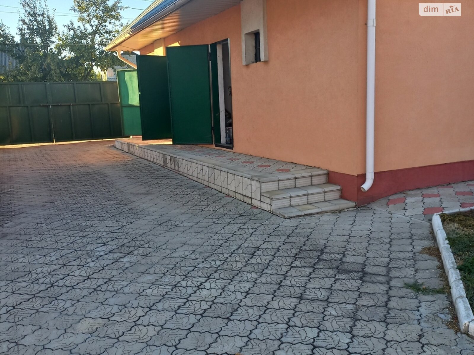 Офисное помещение на 99.8 кв.м. в ВеликаяБагачке фото 1 Офисное помещение на 99.8 кв.м. в ВеликаяБагачке фото 1