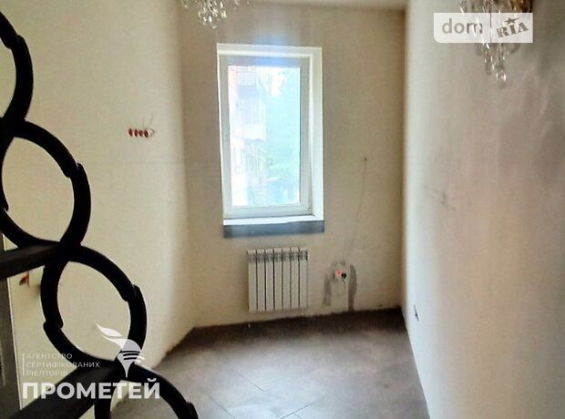Офисное помещение на 28 кв.м. в нежилом помещении в жилом доме в Виннице фото 1 Офисное помещение на 28 кв.м. в нежилом помещении в жилом доме в Виннице фото 1