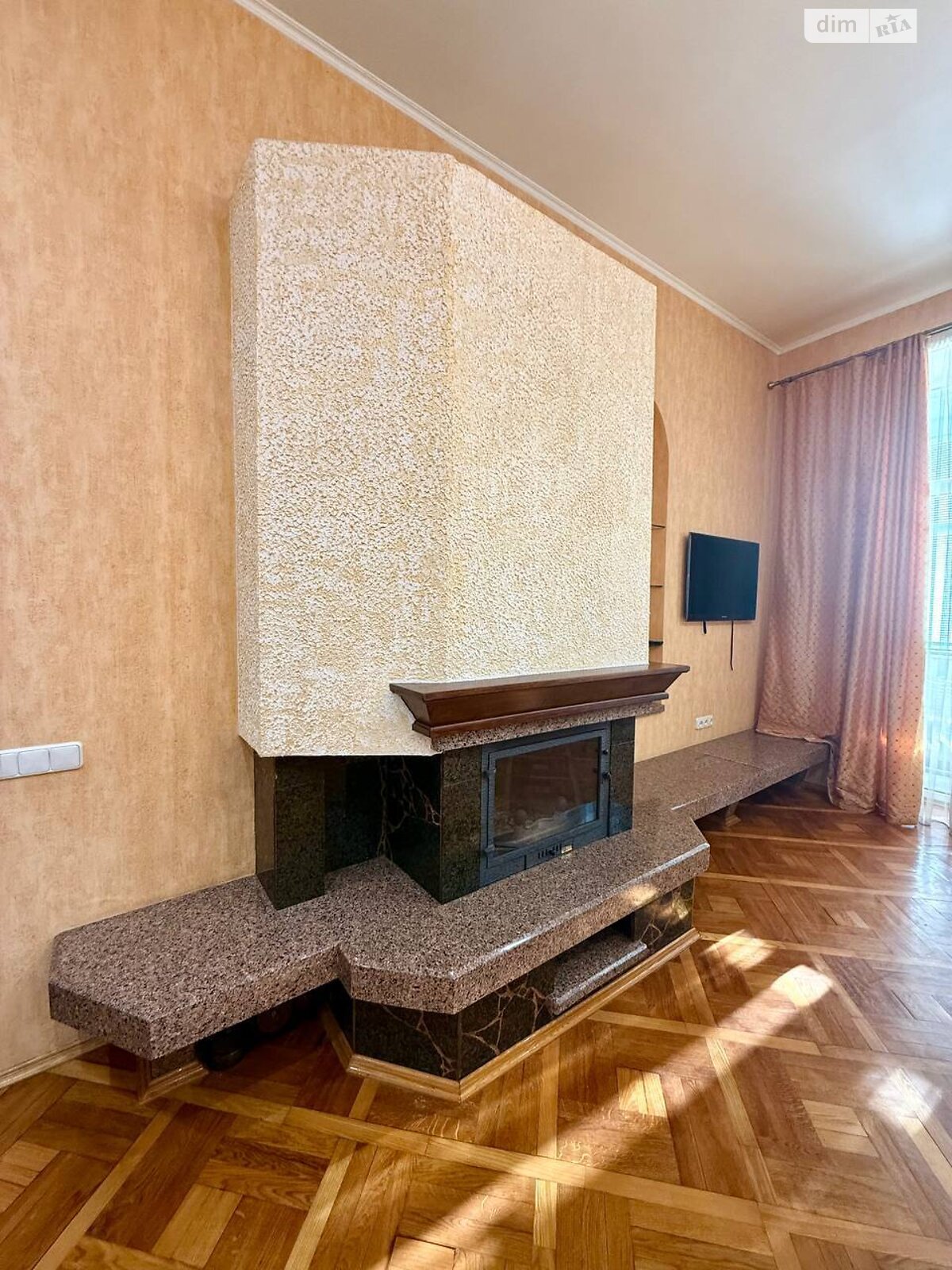 Офісне приміщення на 66.1 кв.м. в Вінниці фото 1 Офісне приміщення на 66.1 кв.м. в Вінниці фото 1
