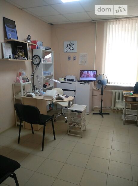 Офісне приміщення на 42.9 кв.м. в нежитловому приміщені в житловому будинку в Вінниці фото 1 Офісне приміщення на 42.9 кв.м. в нежитловому приміщені в житловому будинку в Вінниці фото 1