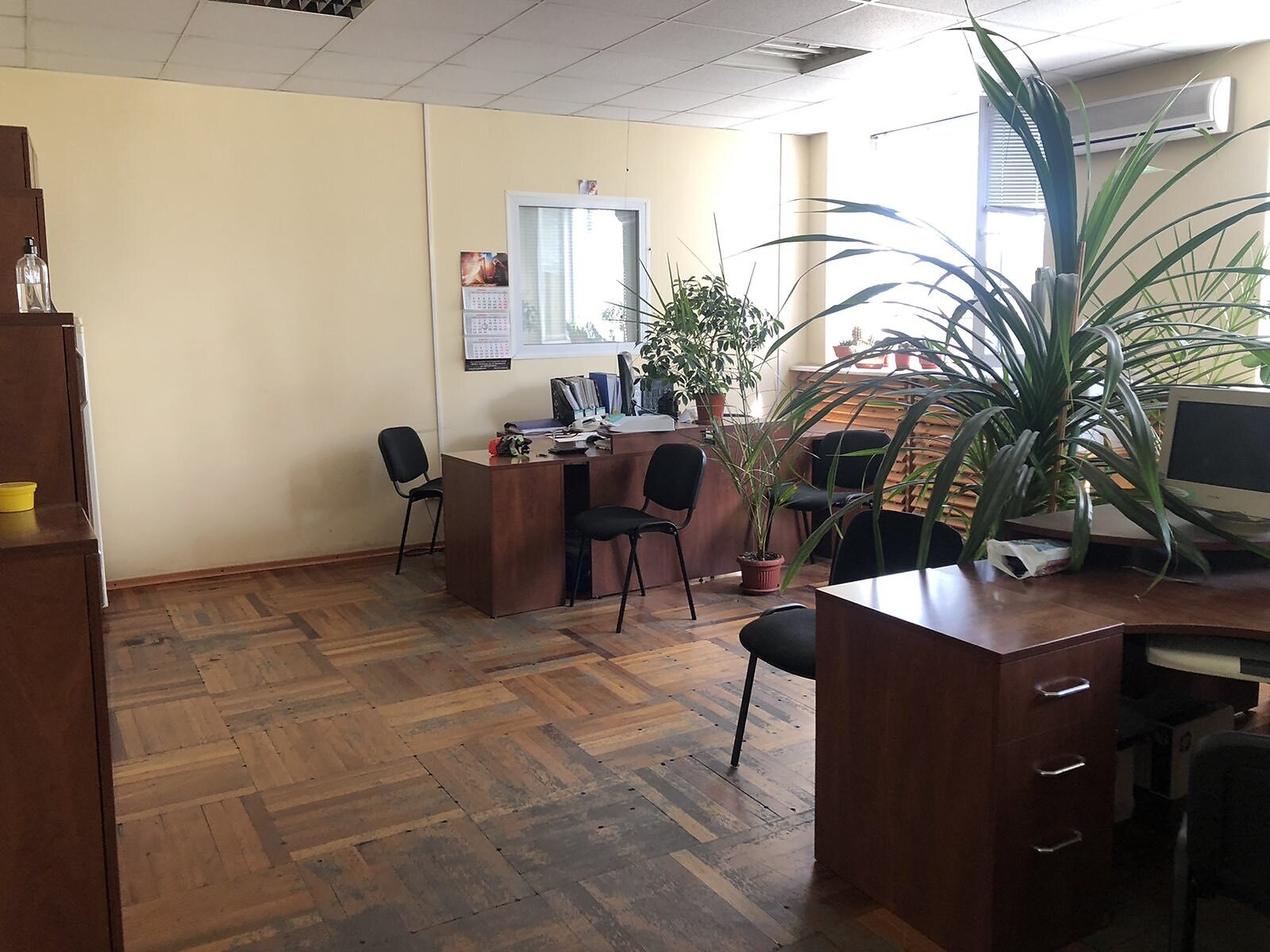 Офисное помещение на 1200 кв.м. в Запорожье фото 1