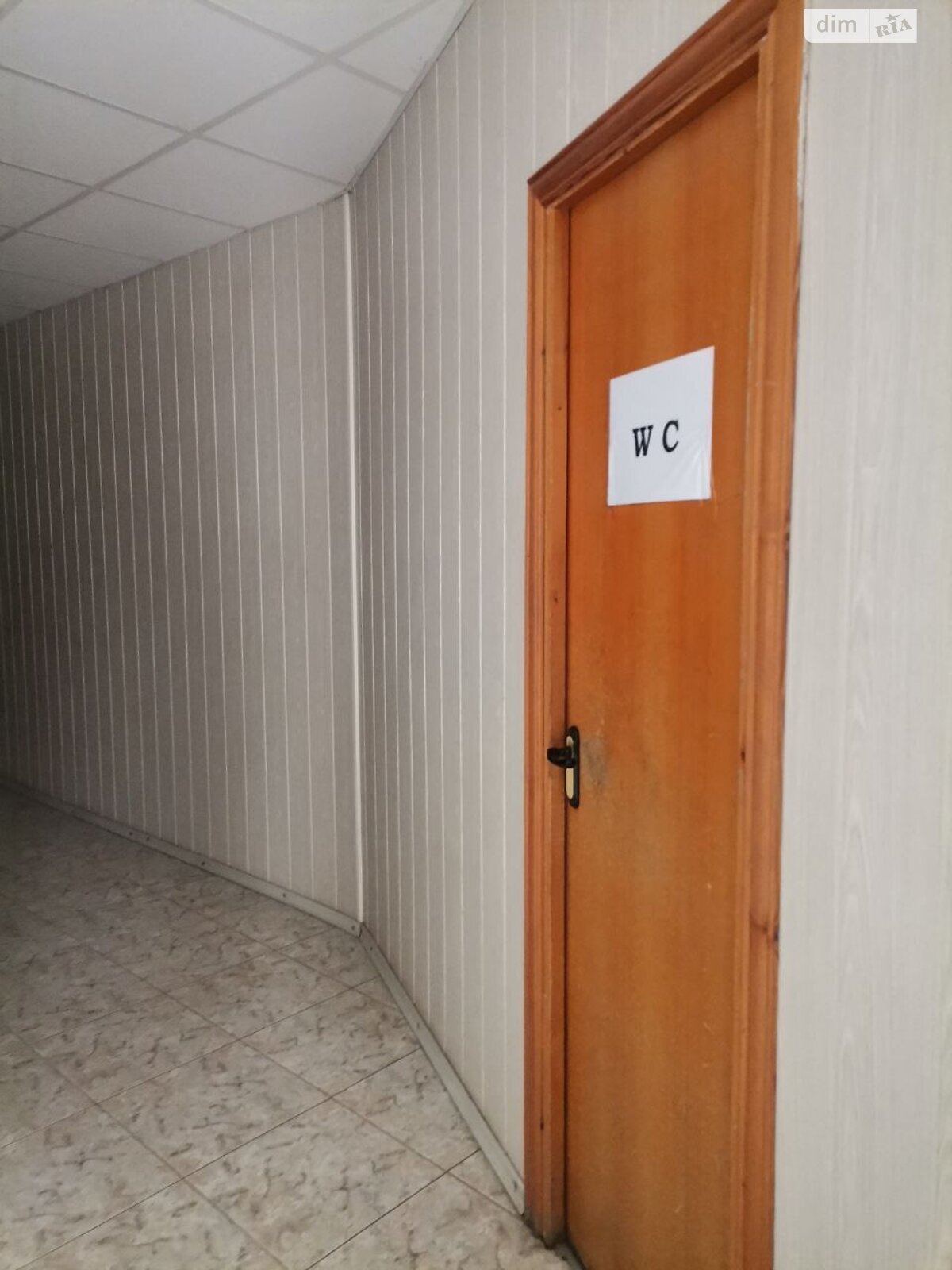 Офісне приміщення на 1200 кв.м. в Запоріжжі фото 1