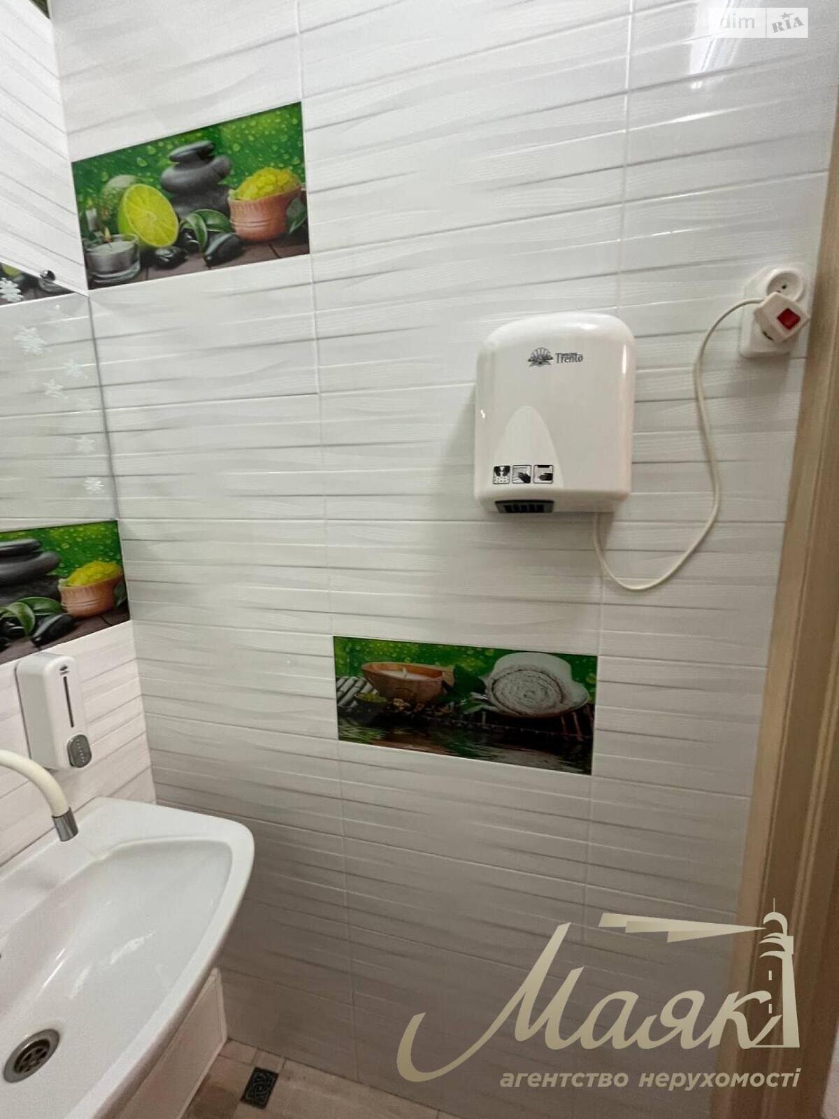 Офісне приміщення на 49.41 кв.м. в Запоріжжі фото 1 Офісне приміщення на 49.41 кв.м. в Запоріжжі фото 1