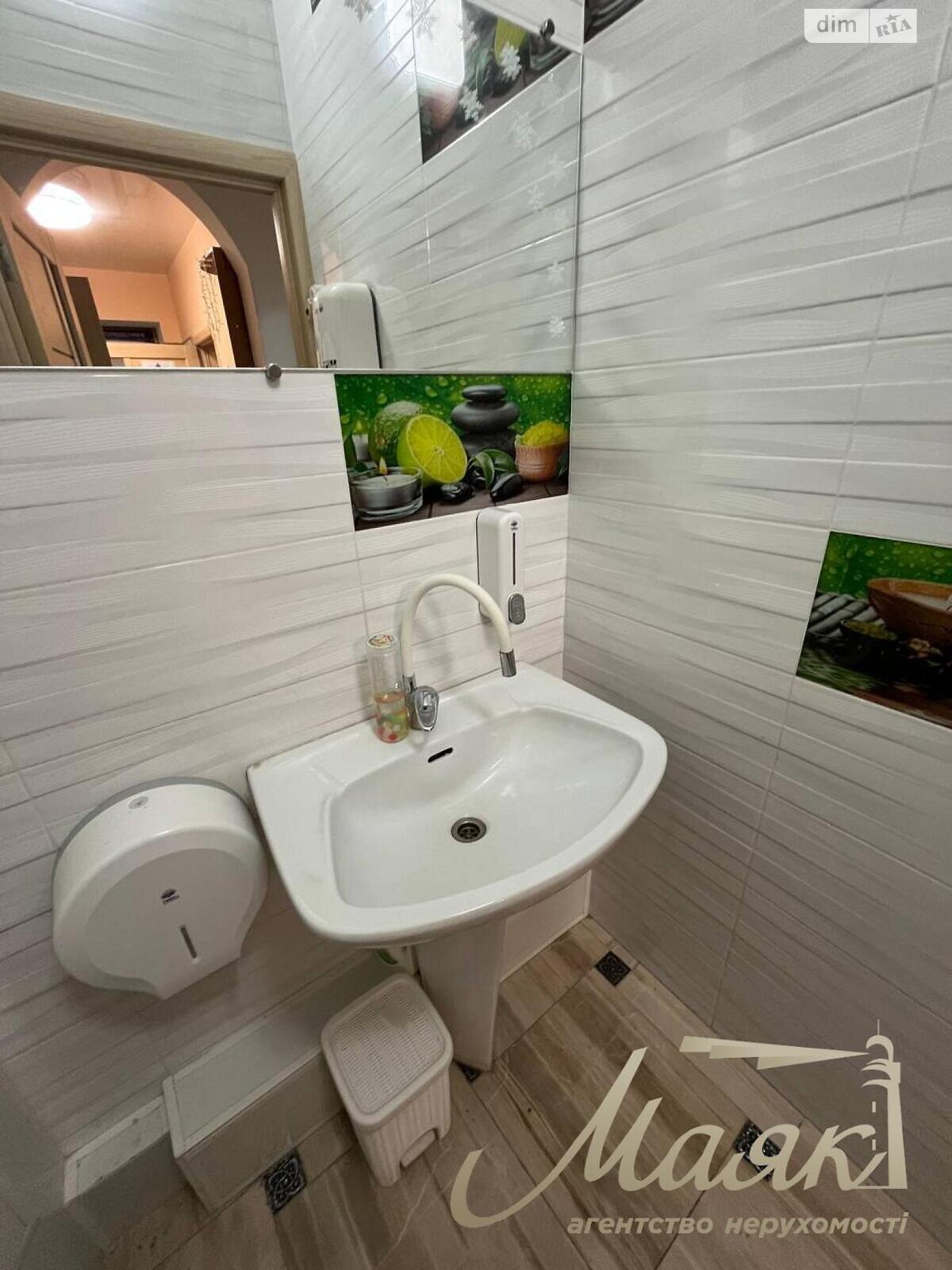 Офісне приміщення на 49.41 кв.м. в Запоріжжі фото 1 Офісне приміщення на 49.41 кв.м. в Запоріжжі фото 1