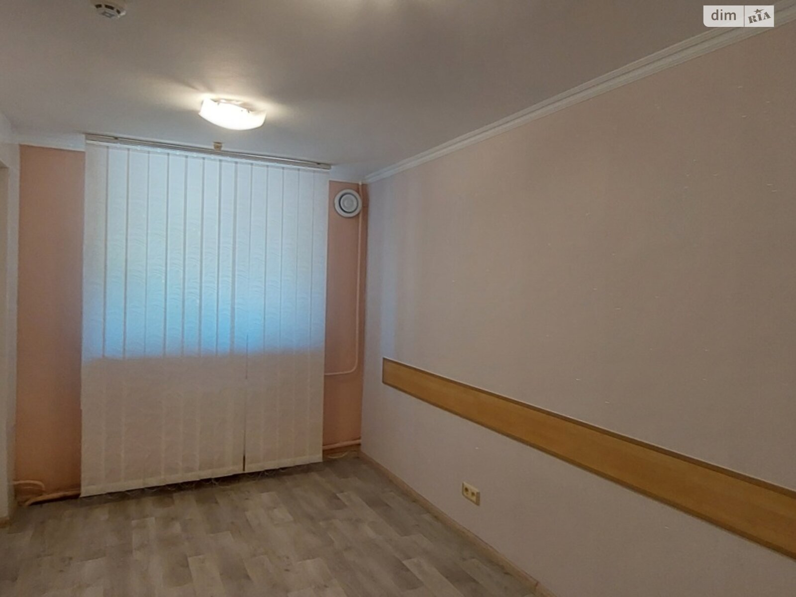 Офисное помещение на 80 кв.м. в Запорожье фото 1 Офисное помещение на 80 кв.м. в Запорожье фото 1