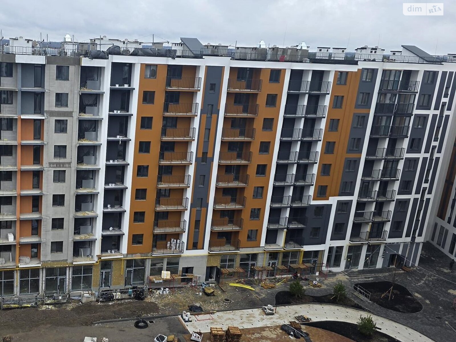 Офисное помещение на 20.82 кв.м. в Зарванцах фото 1 Офисное помещение на 20.82 кв.м. в Зарванцах фото 1