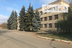 Офисное помещение на 2150 кв.м. в Артемовске фото 2